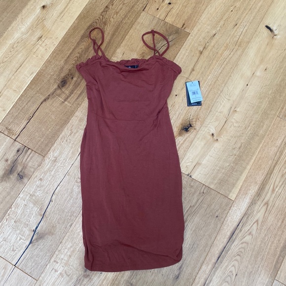 Volcom Dresses & Skirts - Volcom NWT Super Comfortable Ruffled Top Dress